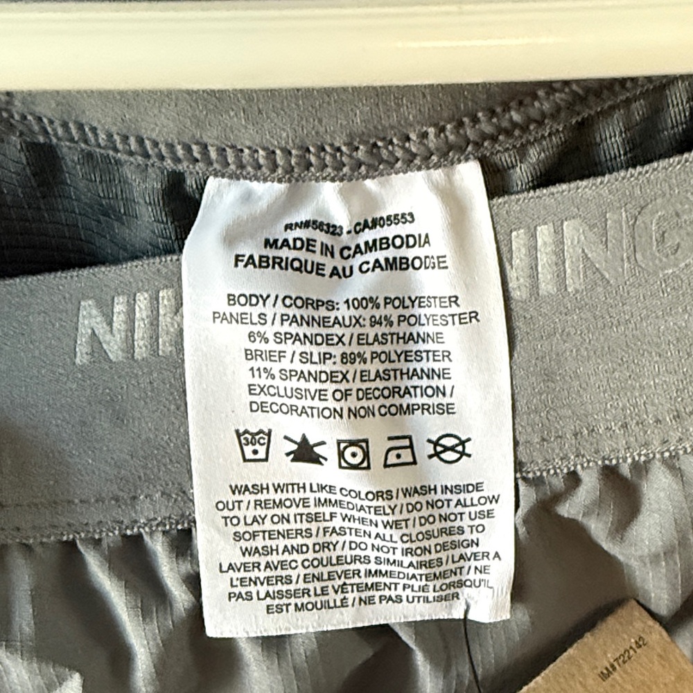 Nike Men's Athletic Shorts in Dark Gray - Picture 4 of 6